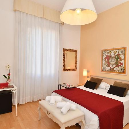 Hotel Butterfly Монтекатини-Терме Экстерьер фото