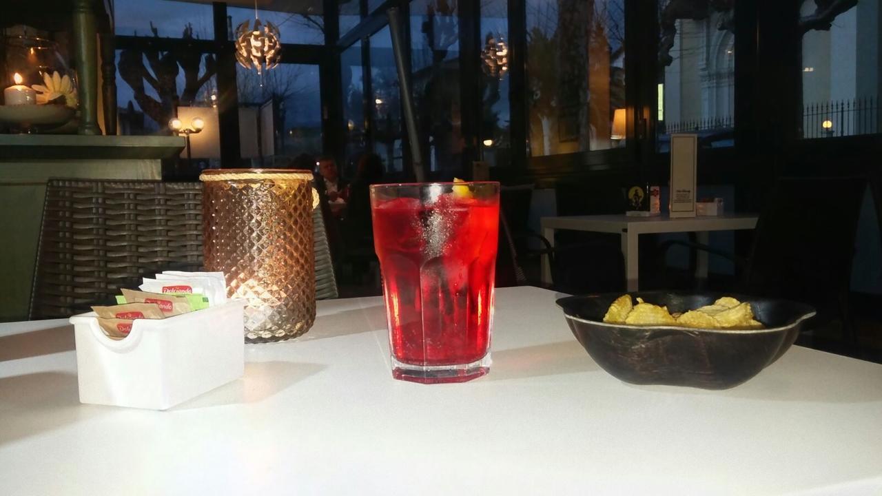 Hotel Butterfly Монтекатини-Терме Экстерьер фото